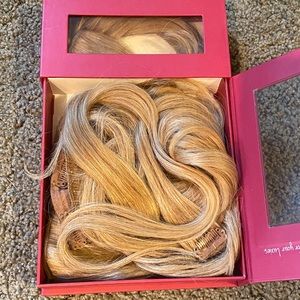 Luxy 18 inch blonde hair extensions